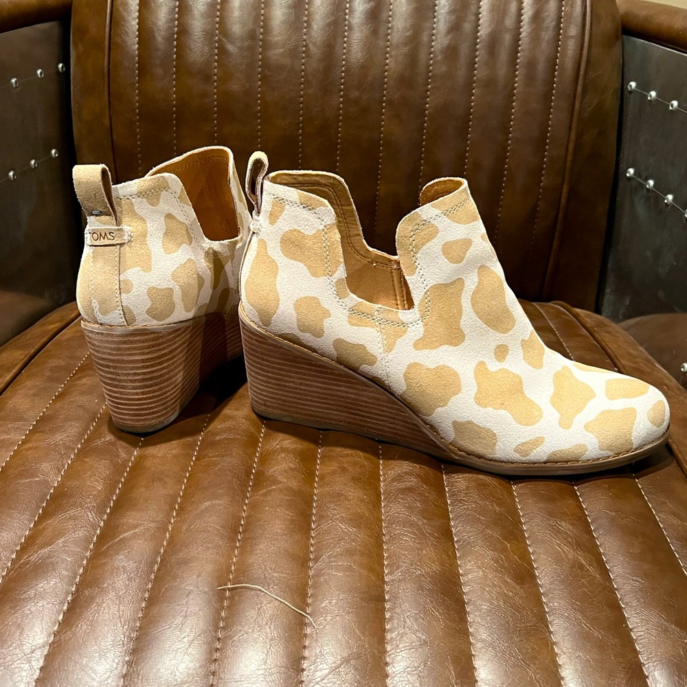 TOMS Booties 11M